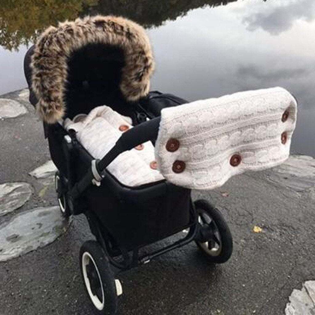 Stroller sleeping bag and gloves set
